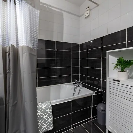 Riviera 4 Aeroport Wifi Climatisation Partage *