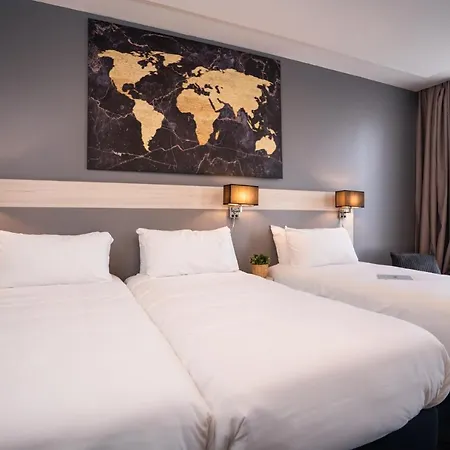 Univers 4* Nice