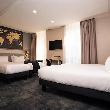Univers 4* Nice