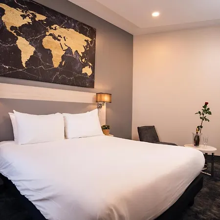 Otel Univers