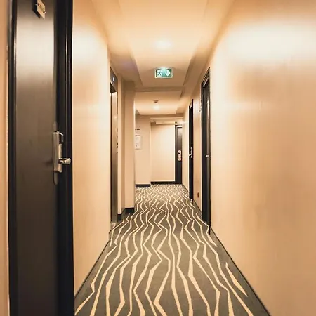 Otel Univers