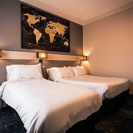 Univers Otel