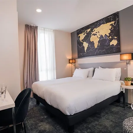 Univers Otel