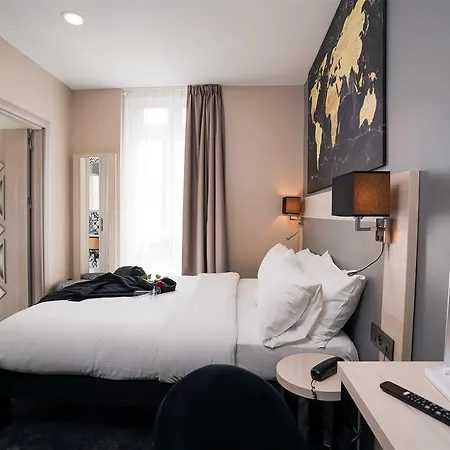 Otel Univers
