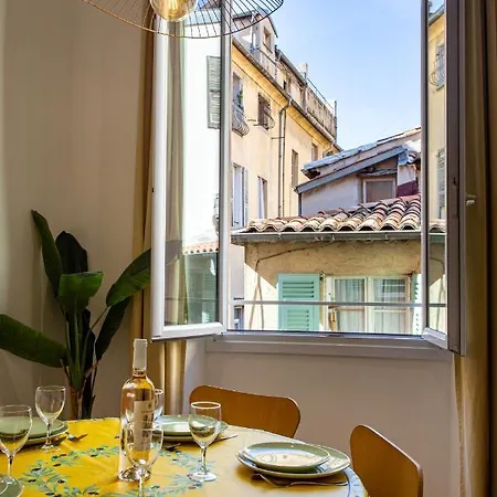 St Vincent - 3 Bedrooms, Magnificent,vaste, Sunny, A/c, Wifi Apartment *