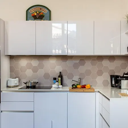 Apartment St Vincent - 3 Bedrooms, Magnificent,vaste, Sunny, A/c, Wifi *