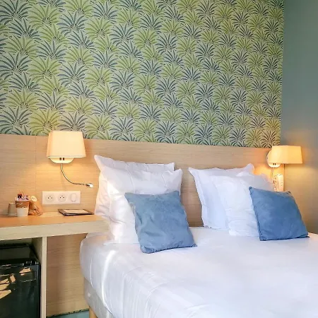 Hotel Du Centre, Un Ammi 2*