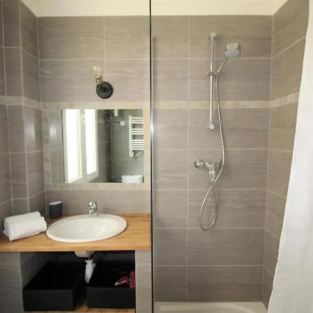 Renting - Notre Dame - Cosy Loft Perfect View On The Roofs Appartement