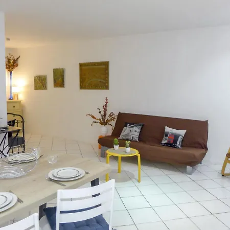 Vieux By Interhome Lägenhet Nice