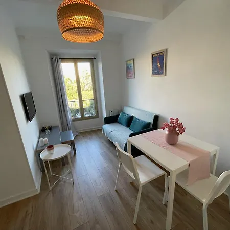 Apartment Renting - Jaures - Cosy Flat - Old Town - Great View - Aircon Nice