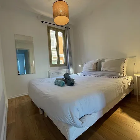 Renting - Jaures - Cosy Flat - Old Town - Great View - Aircon Apartment Nice