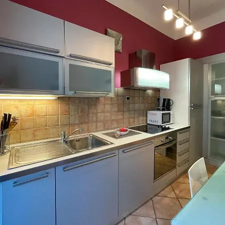 Bh - Comte De - Luxury 2 4 People Nice