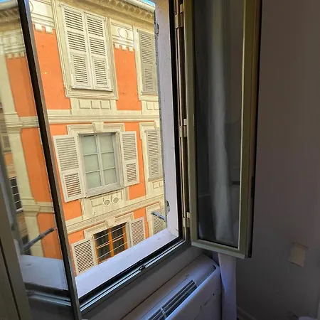 Renting - Jaures - Cosy Flat - Old Town - Great View - Aircon Apartment *