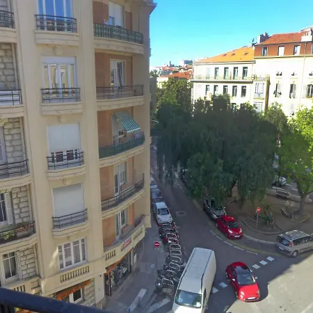 Apartment Le Rossini By Interhome