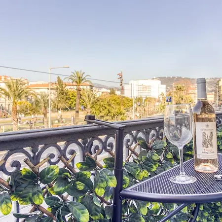 Apartment Le Jean Jaures - Refait A Neuf, Lumineux, Long Balcon, Jolie Vue, Wifi, Coeur Vieux-nice