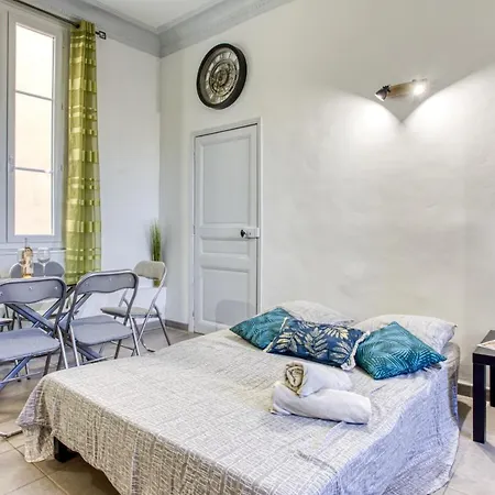 Apartment Le Jean Jaures - Refait A Neuf, Lumineux, Long Balcon, Jolie Vue, Wifi, Coeur Vieux-nice *