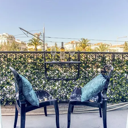 Apartment Le Jean Jaures - Refait A Neuf, Lumineux, Long Balcon, Jolie Vue, Wifi, Coeur Vieux-nice Nice