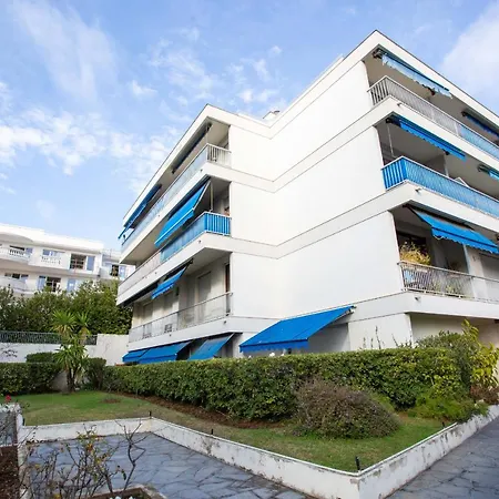 10 Minutes From The Tram And The Sea Apartment *
