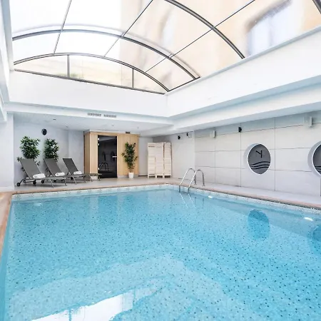 Hotel Riviera 4*