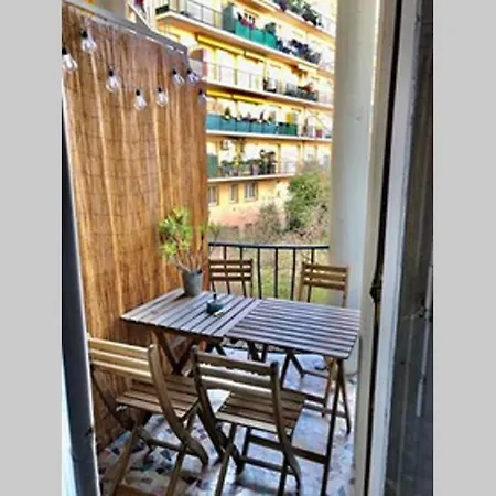 Apartment Proche Et Centre Nice