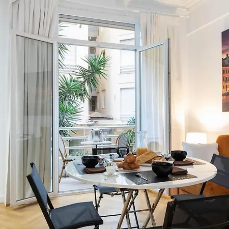 Apartment Promenade, 2pieces Chic Et Clim Avec Terrasse *