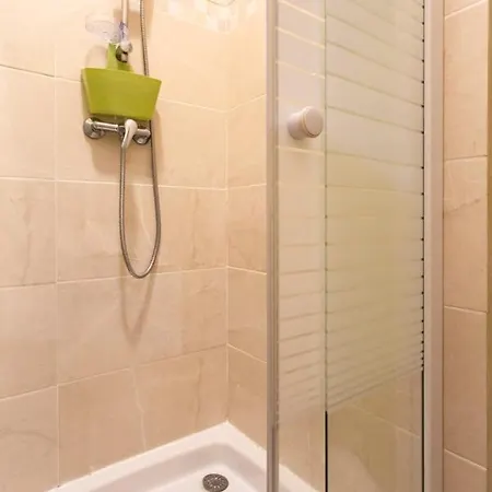 Air-conditioned Flat In The Centre Of