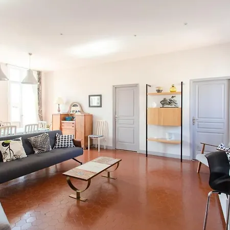 Odeon Apartment *