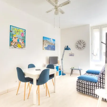 Air-conditioned Flat In The Centre Of Apartment