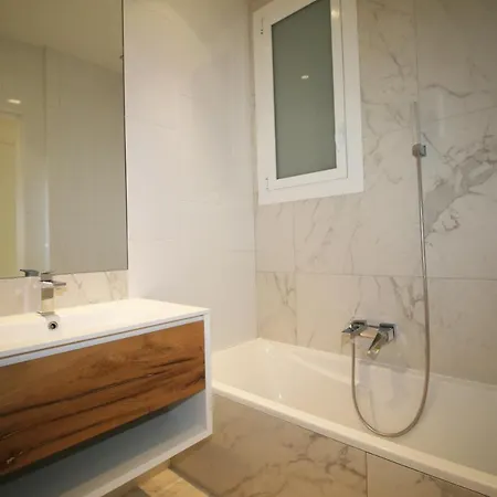 High-end Apartment, Hyper Center, Near The Beaches Nice