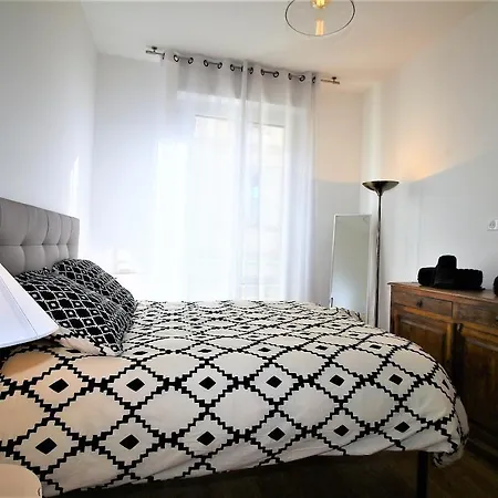 High-end Apartment, Hyper Center, Near The Beaches Lägenhet *