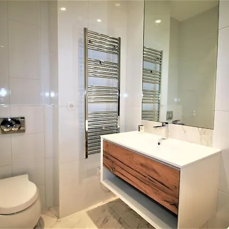High-end Apartment, Hyper Center, Near The Beaches Nice