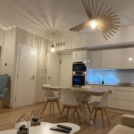 Reine Marie :top Floor Carre D'or Avec Acces Direct A La Nice
