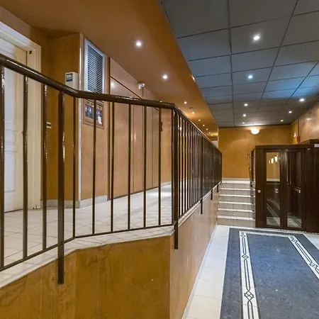 Large 2 Bdr At Port Apartment Nice