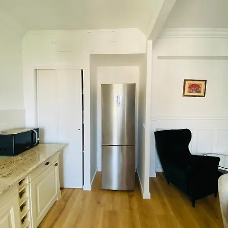 Le Nid Blanc Centre Apartment *