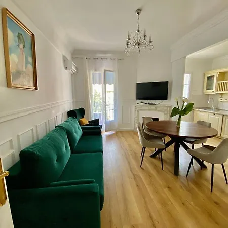 Apartment Le Nid Blanc Centre Nice