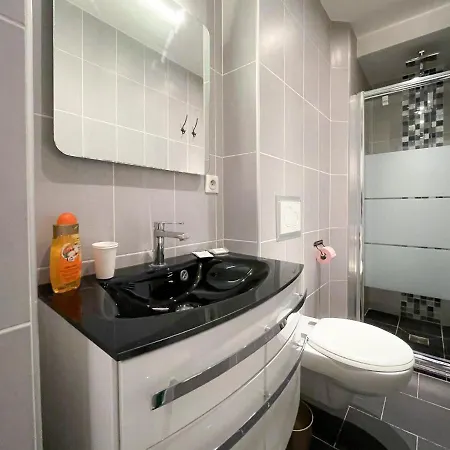 Cassini 4 Pers Super Centrale Wifi Apartment *