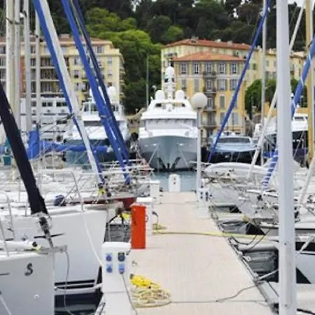 Capitainjack Alpa 21 Botel Nice
