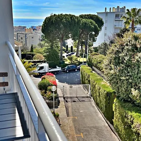 La Lanterne Apartment *