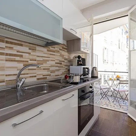 Feel - France 93 Apartment *