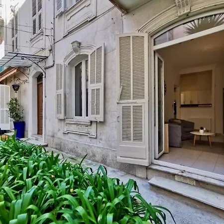 Apartment Le Jardin Clemenceau By Guys *