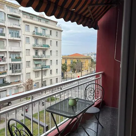 Gorgeous 2 Bedrooms Apartment