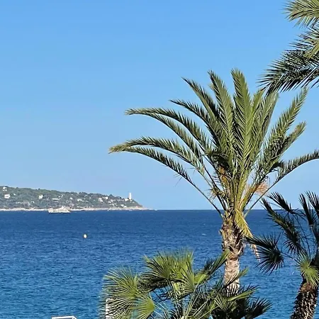 Apparemment A 50M Promenade Des Anglais Carre D'Or