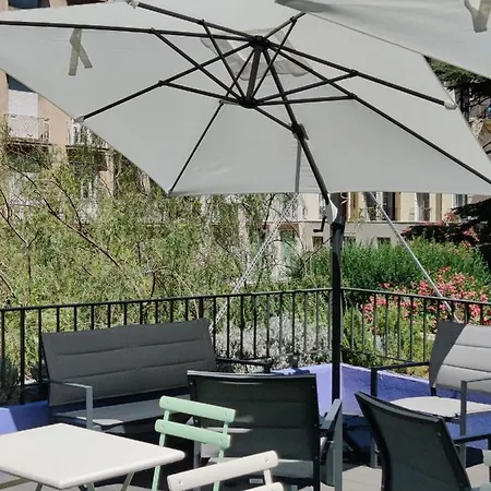Hotel Les Cigales 3*