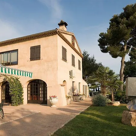 All Suites & Nizza