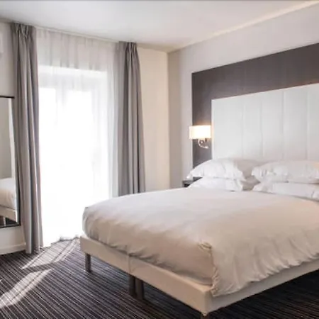 Hotel 66 Nicea