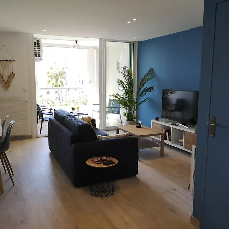 Aux 4 Bleutées Apartamento *