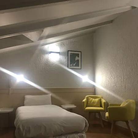 Hotel De Berne 2*