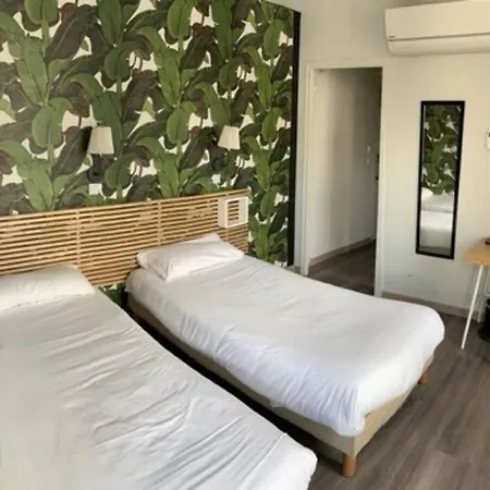 Hotel De Berne 2*