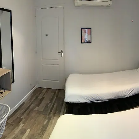 贝尔纳酒店 2*