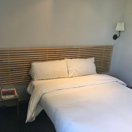 贝尔纳酒店